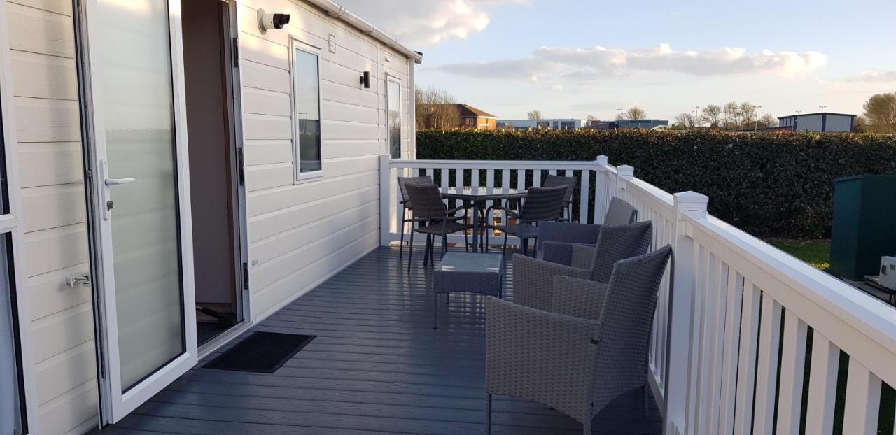 Greenlawns Villa Селси Екстериор снимка